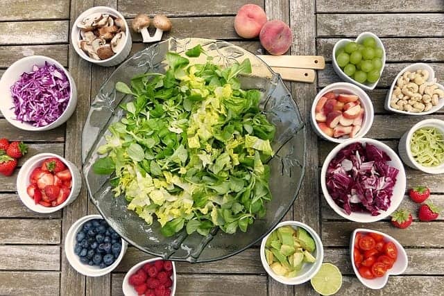 ensalada de frutas y verduras