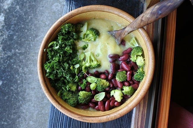 brócoli, frijoles, comida sana