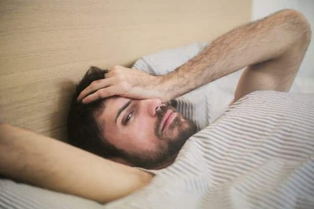 Despertares nocturnos, causas y formas de combatirlos