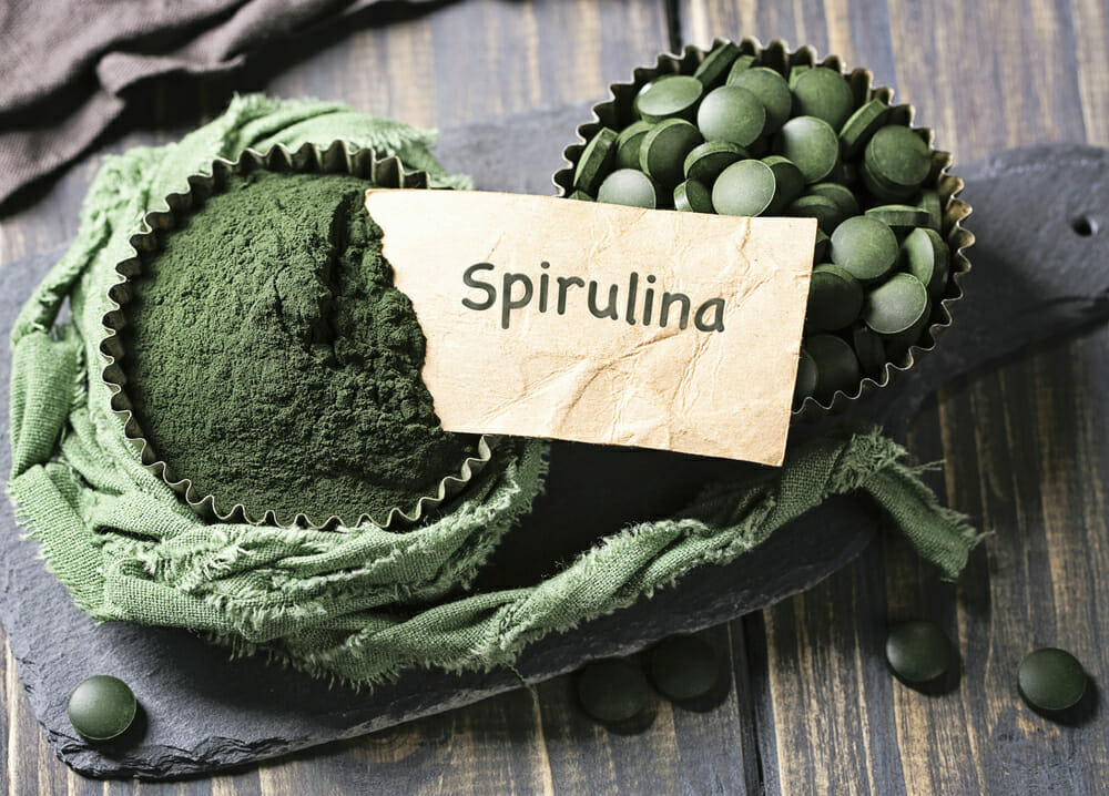 espirulina en tabletas y espirulina en polvo