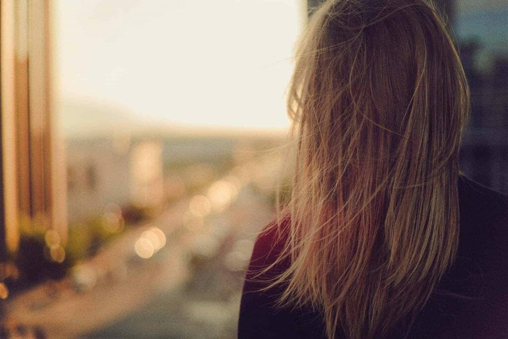 people 2562406 1920