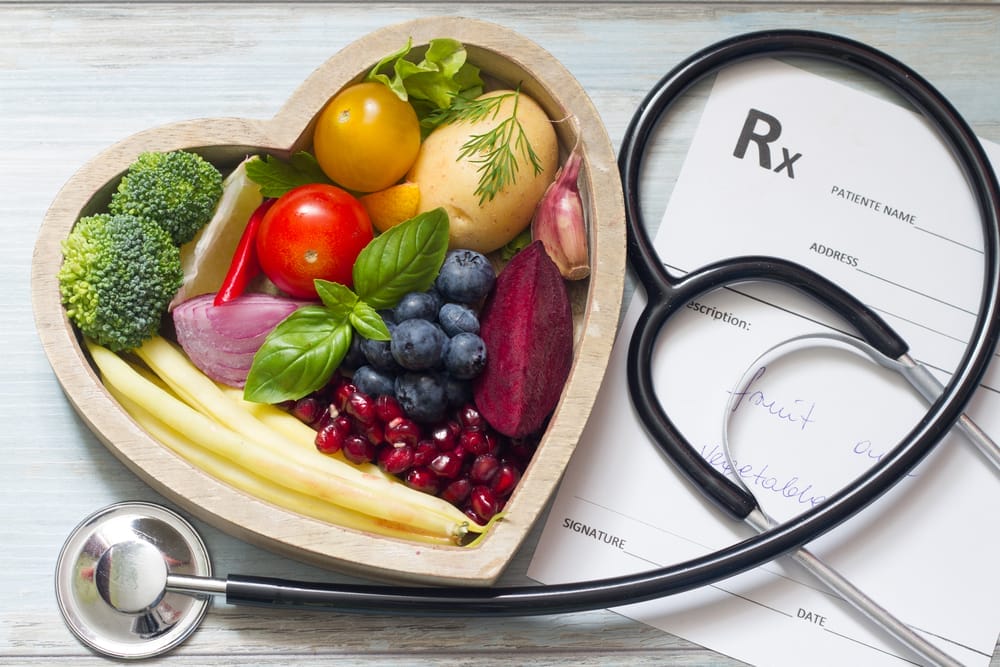 alimentos sanos en forma de corazón